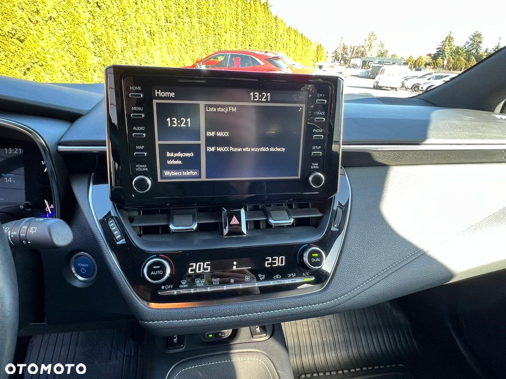 Toyota Corolla 1.8 Hybrid Executive - 15