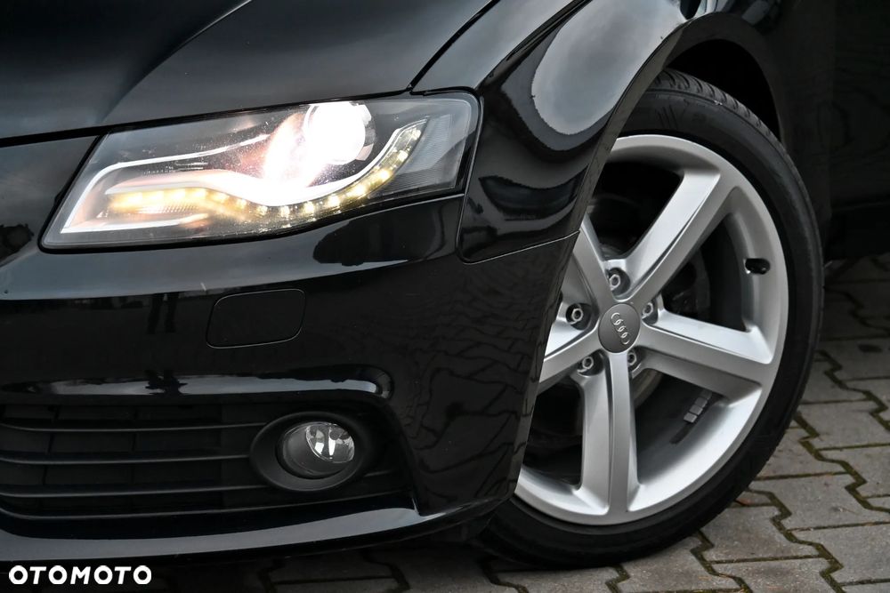 Audi A4 Avant 2.0 TDI DPF S line Sportpaket - 7