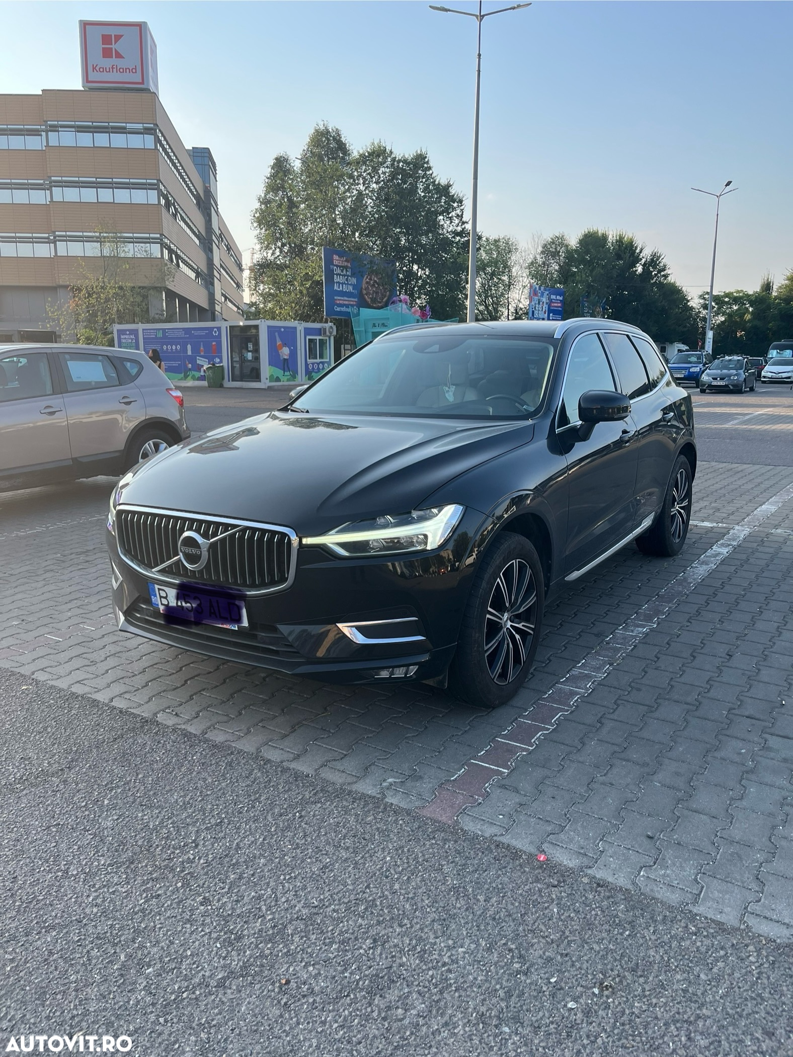 Volvo XC 60 B4 MHEV AWD Inscription - 8