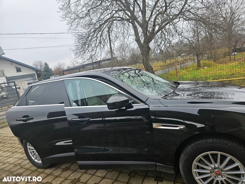 Jaguar F-Pace - 4