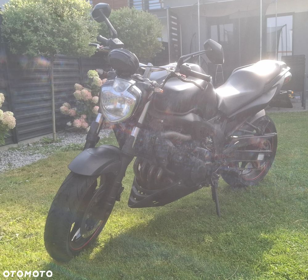 Yamaha FZ6 - 7