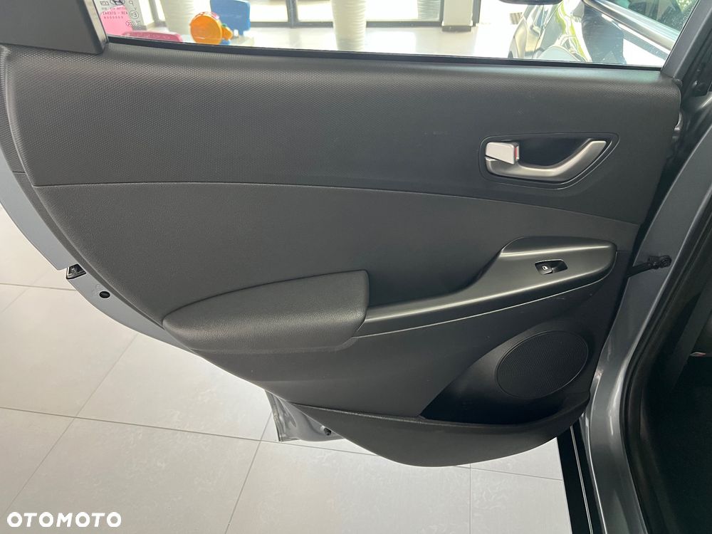 Hyundai Kona - 27