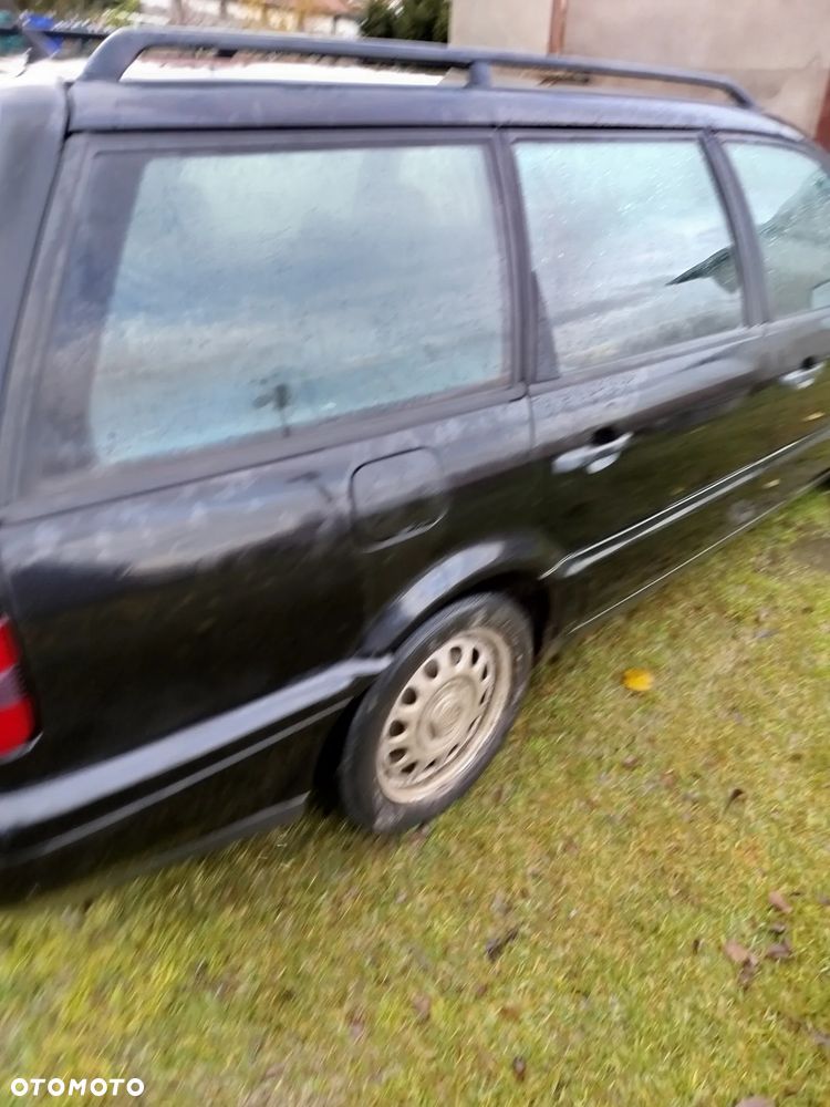 Volkswagen Passat 1.9 TDI GL - 3