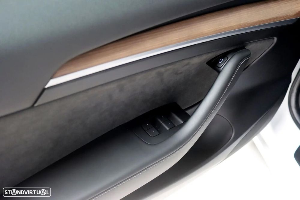 Tesla Model 3 Standard Range Plus RWD - 14