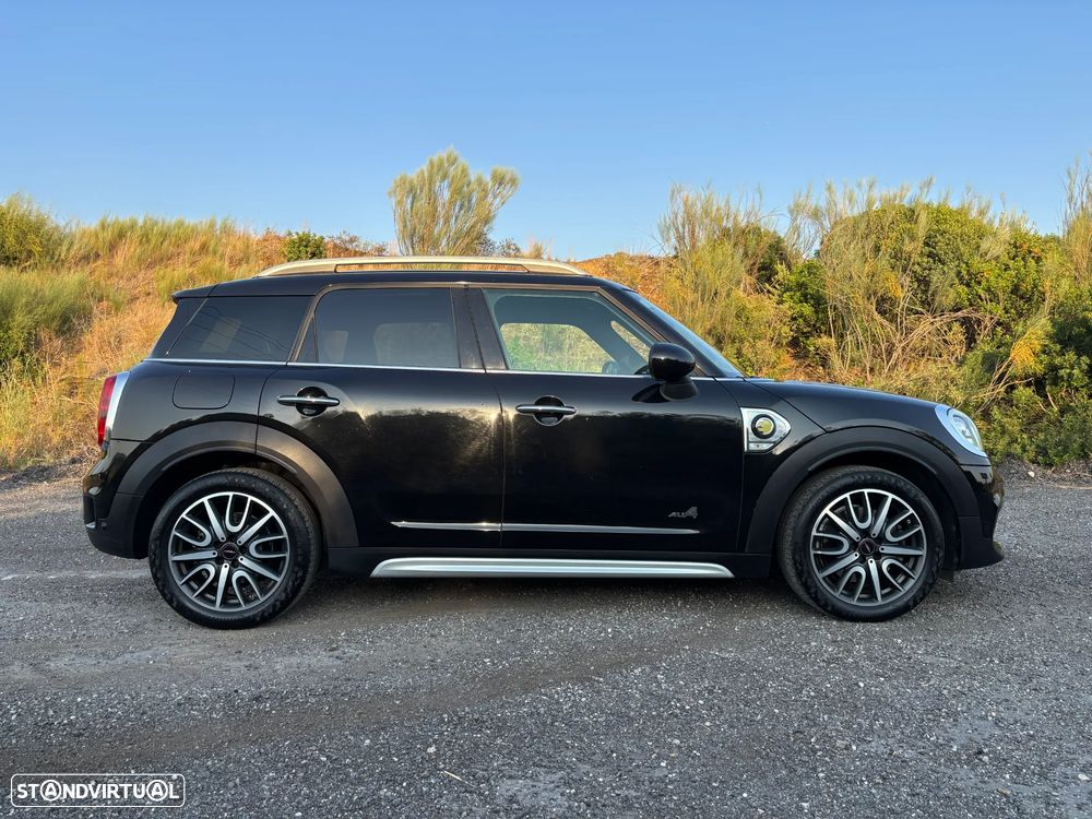 MINI Countryman Cooper SE ALL4 Auto - 39