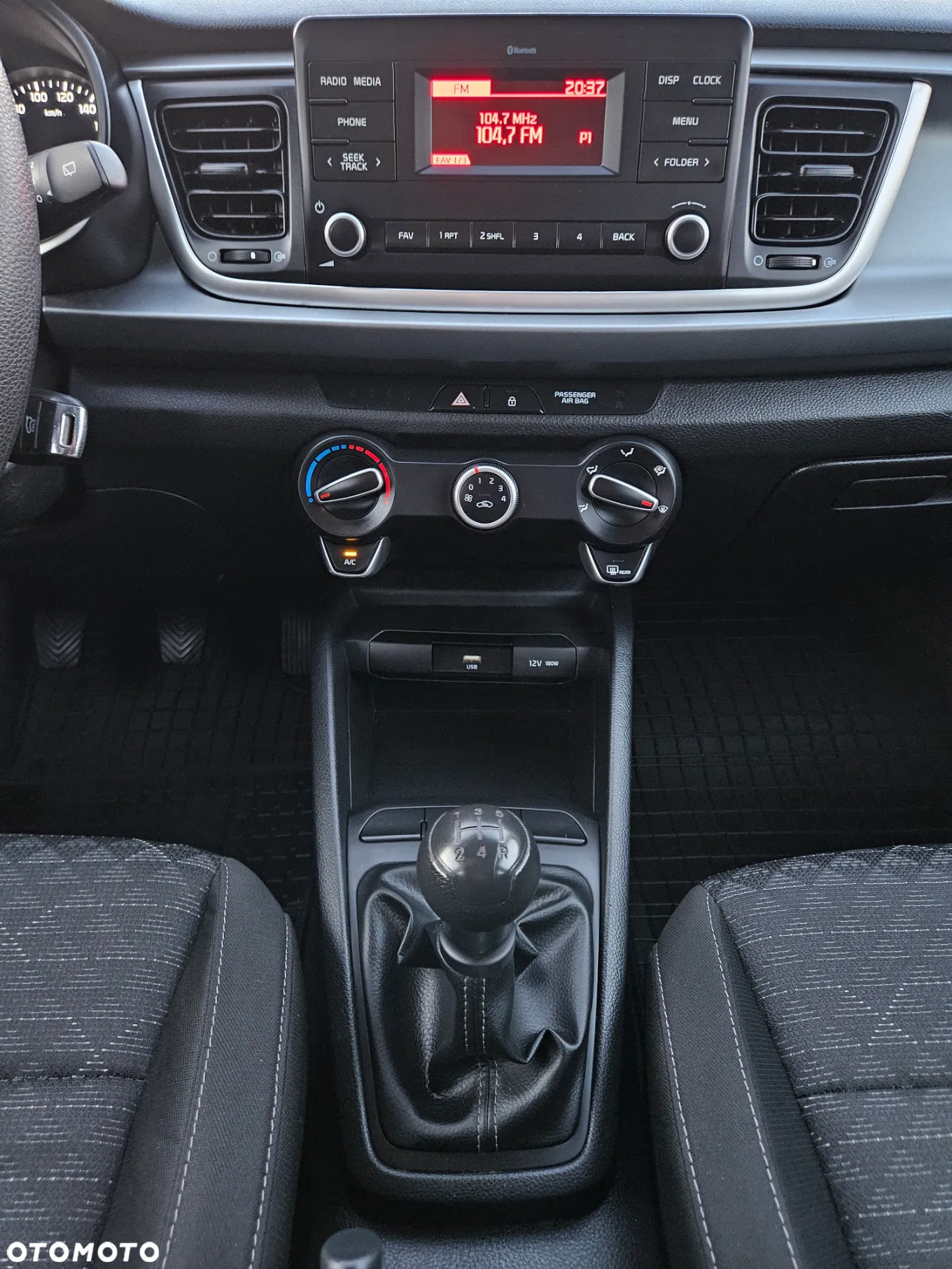 Kia Rio 1.2 M - 24
