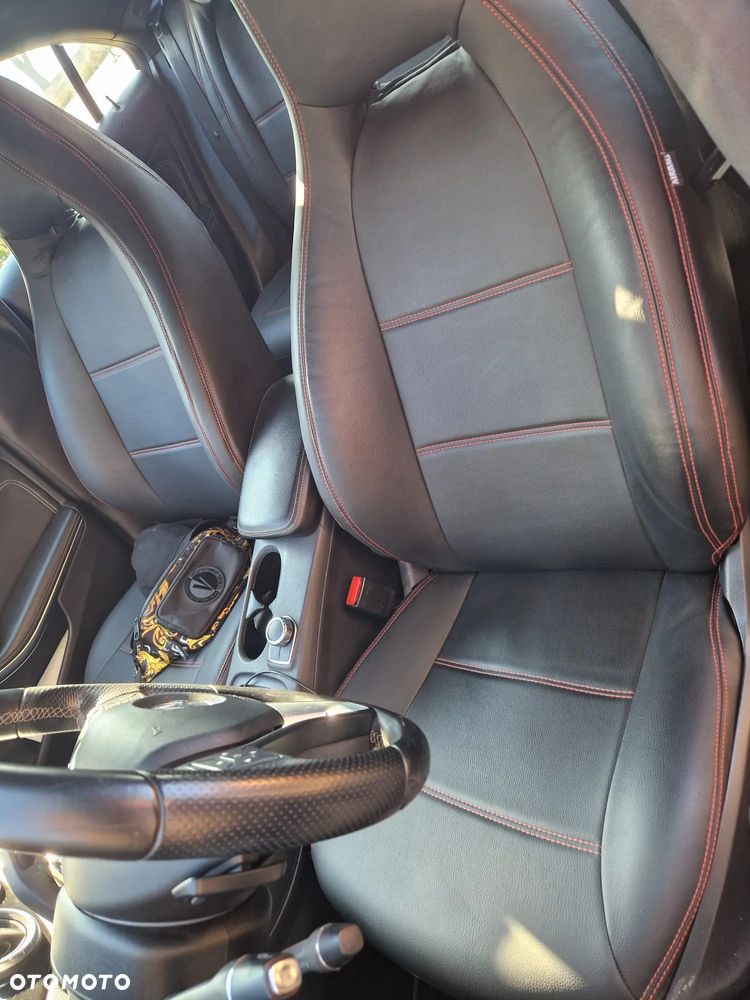 Mercedes-Benz CLA 250 7G-DCT - 5