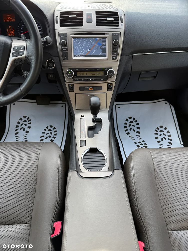 Toyota Avensis 2.0 Prestige MS - 6