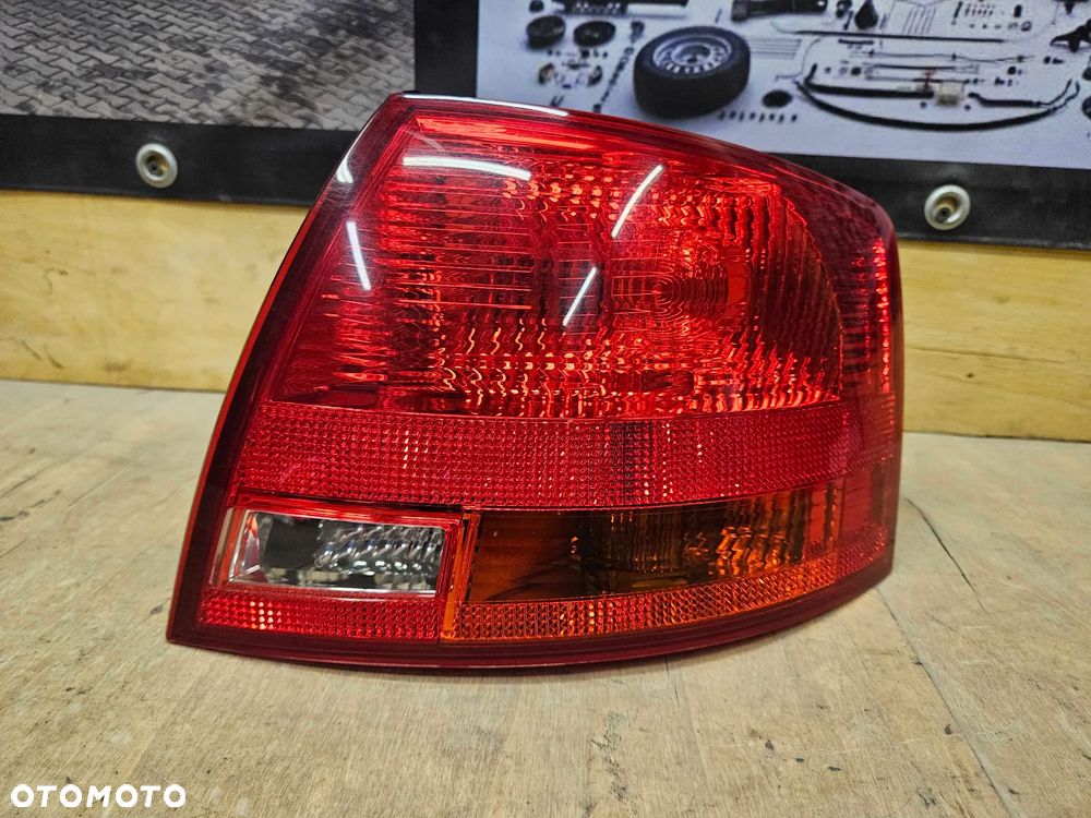 Lampa Lampy Tyl Tylna Prawa Lewa na w Blotnik AUDI A4 B7 Kombi Avant - 23