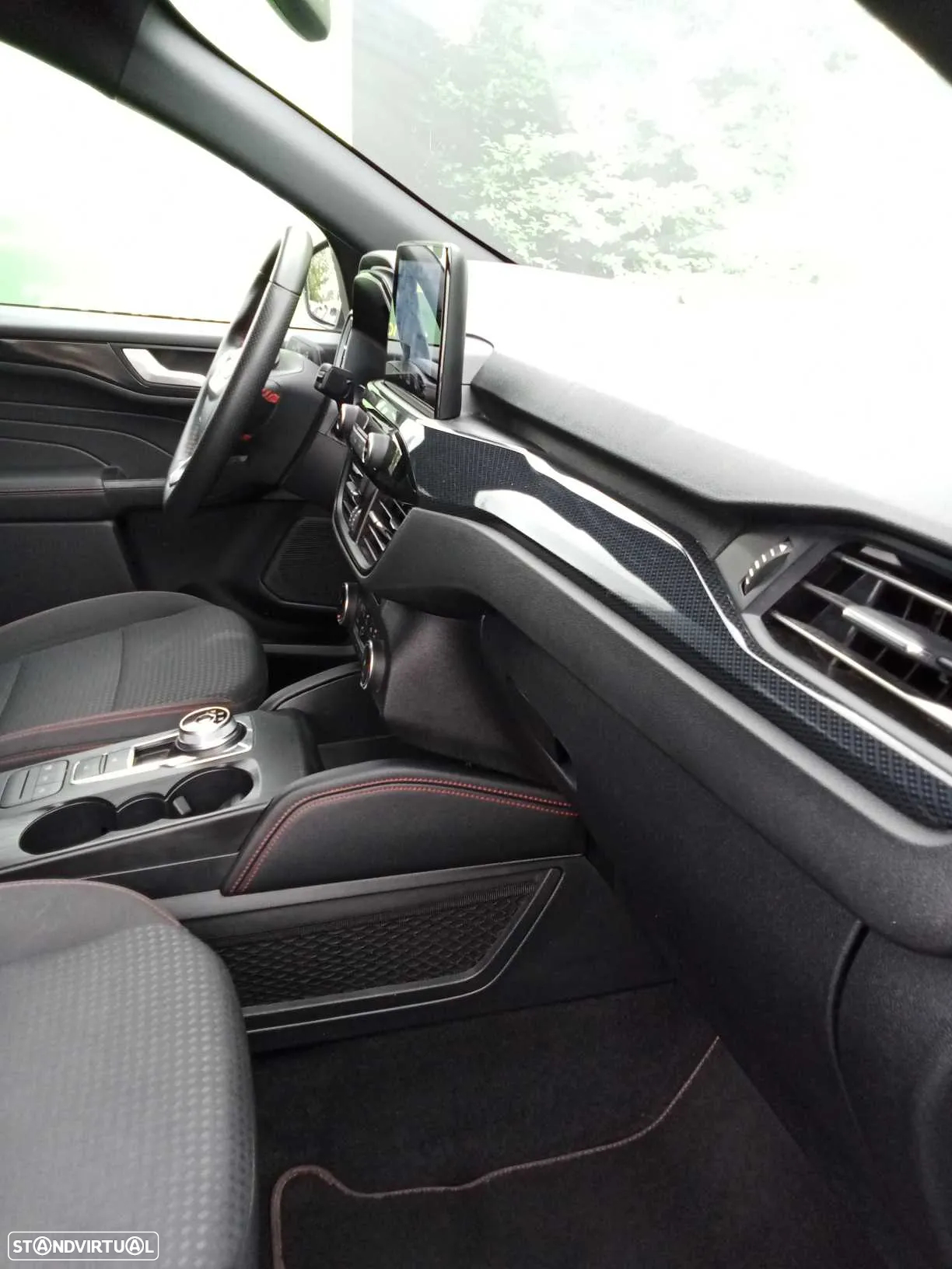 Ford Kuga 2.5 FHEV ST-Line - 11