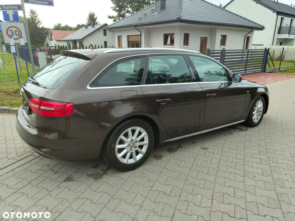 Audi A4 Avant 2.0 TDI DPF clean diesel quattro S tronic S line Sportpaket - 16