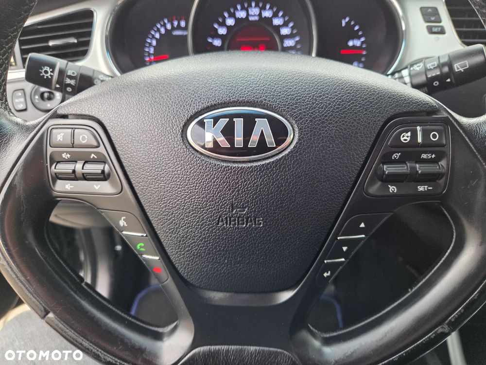 Kia Ceed 1.4 CVVT Spirit - 10