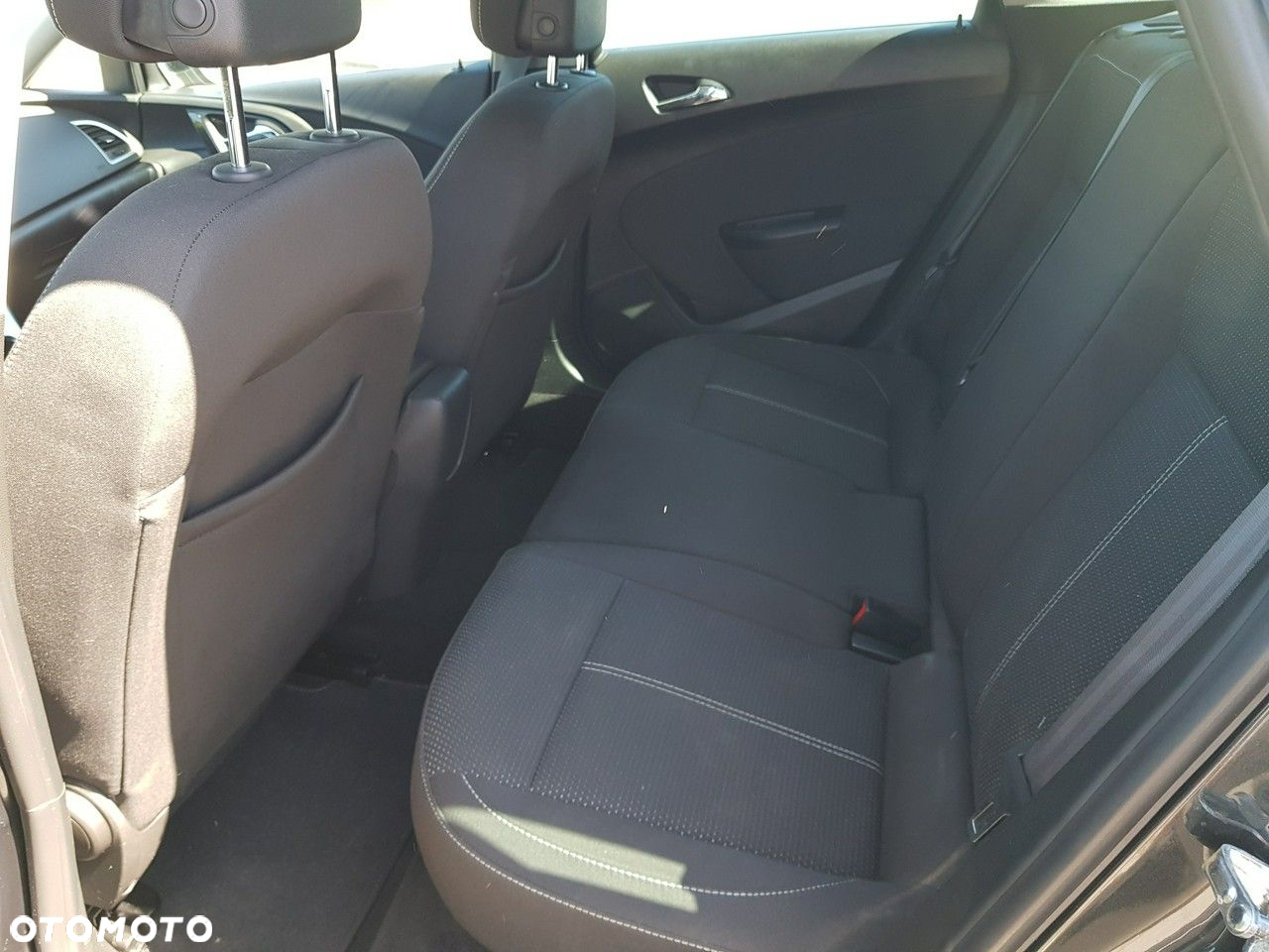Opel Astra 1.4 Turbo Sport - 11