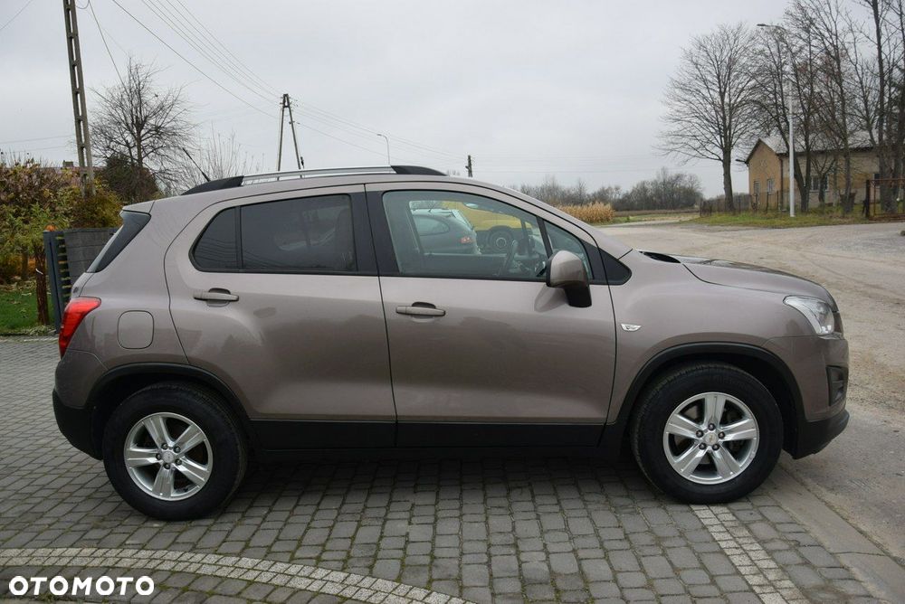 Chevrolet Trax 1.6 LS - 9