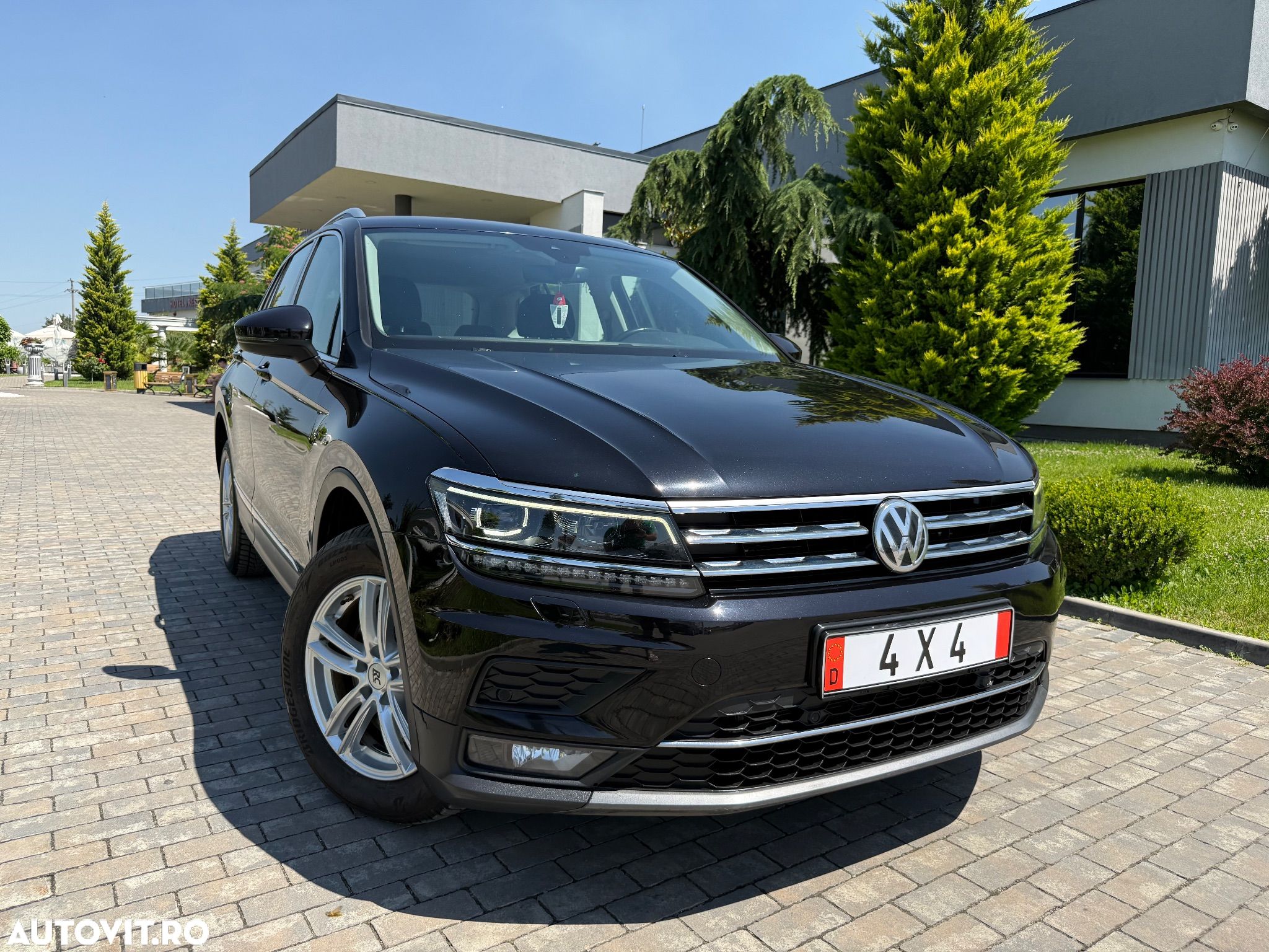 Volkswagen Tiguan 2.0 TDI DSG 4Mot Highline - 1