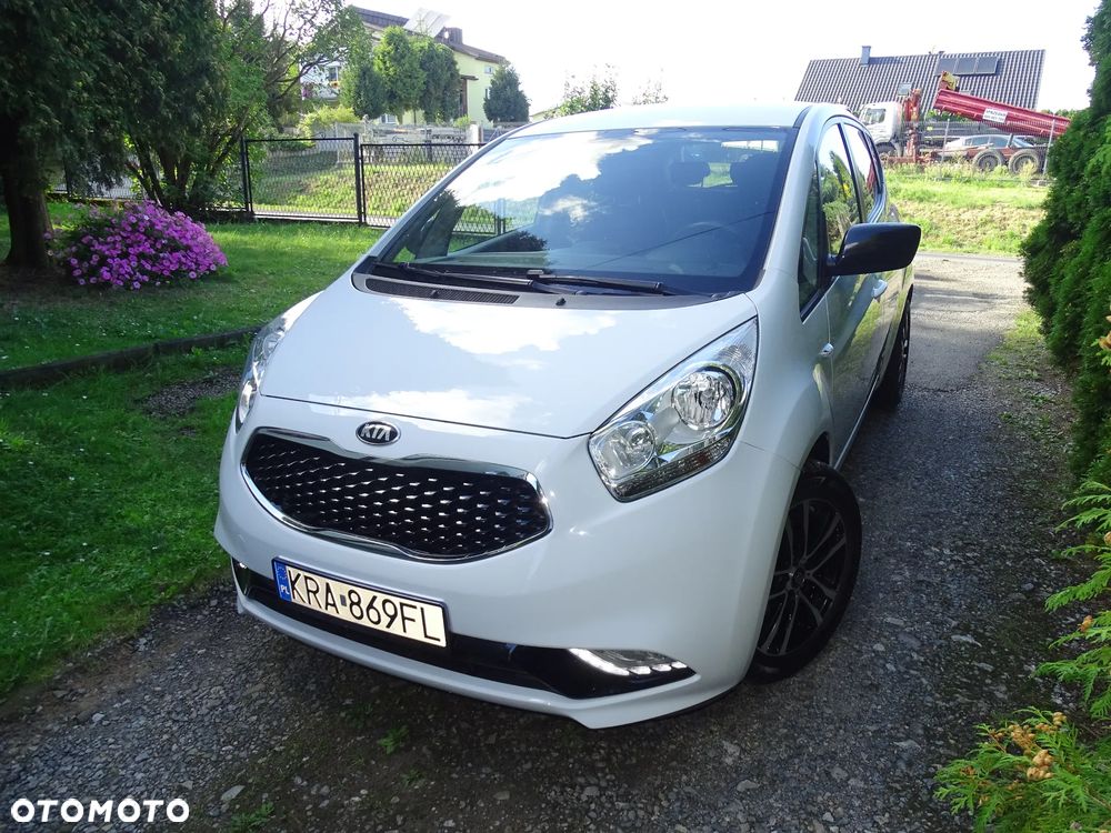 Kia Venga 1.4 CVVT Business Line - 1