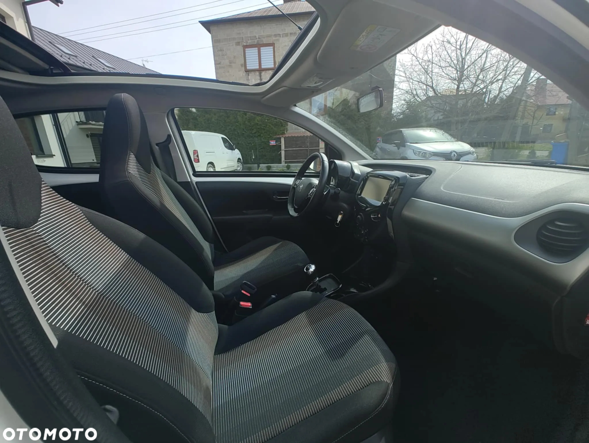 Peugeot 108 VTI 68 ETG5 Top Allure - 12