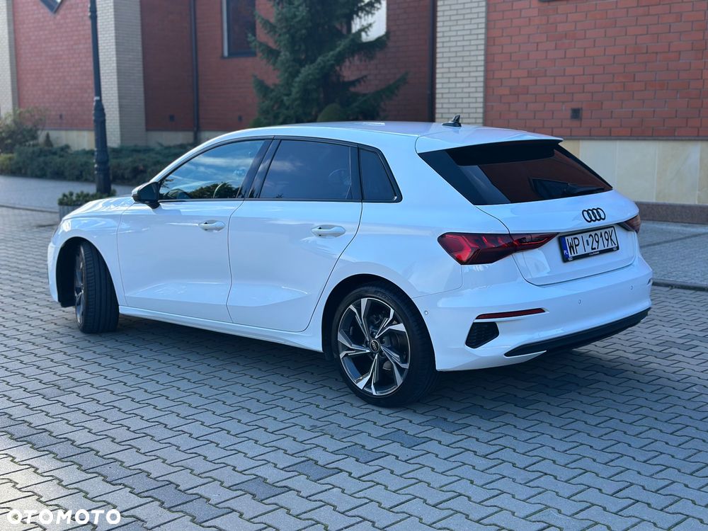 Audi A3 Sportback - 4
