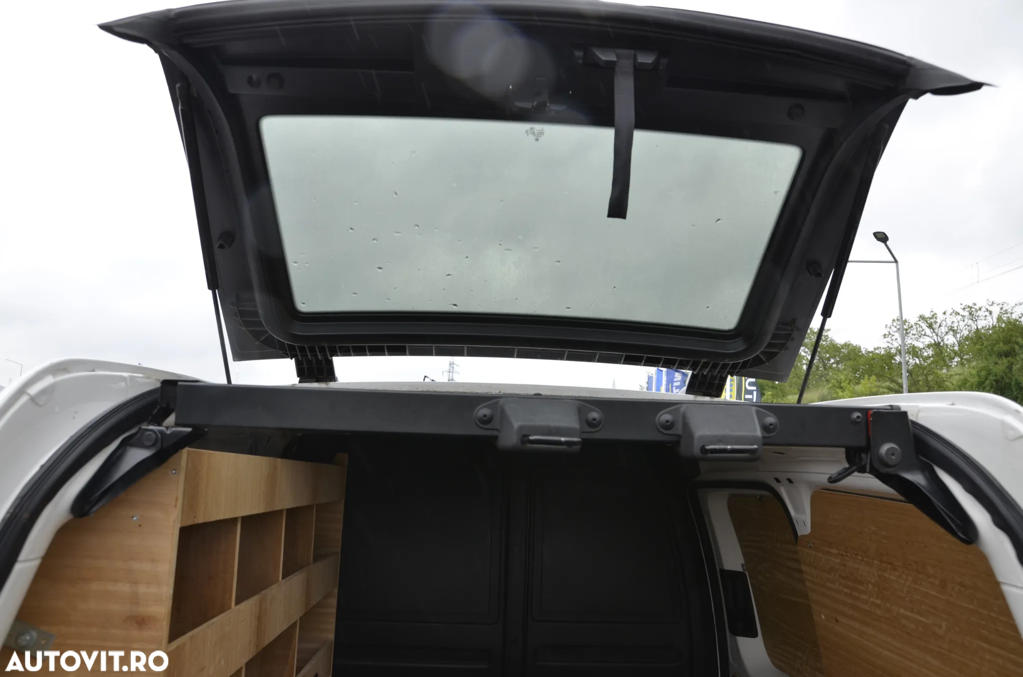Volkswagen Caddy - 39