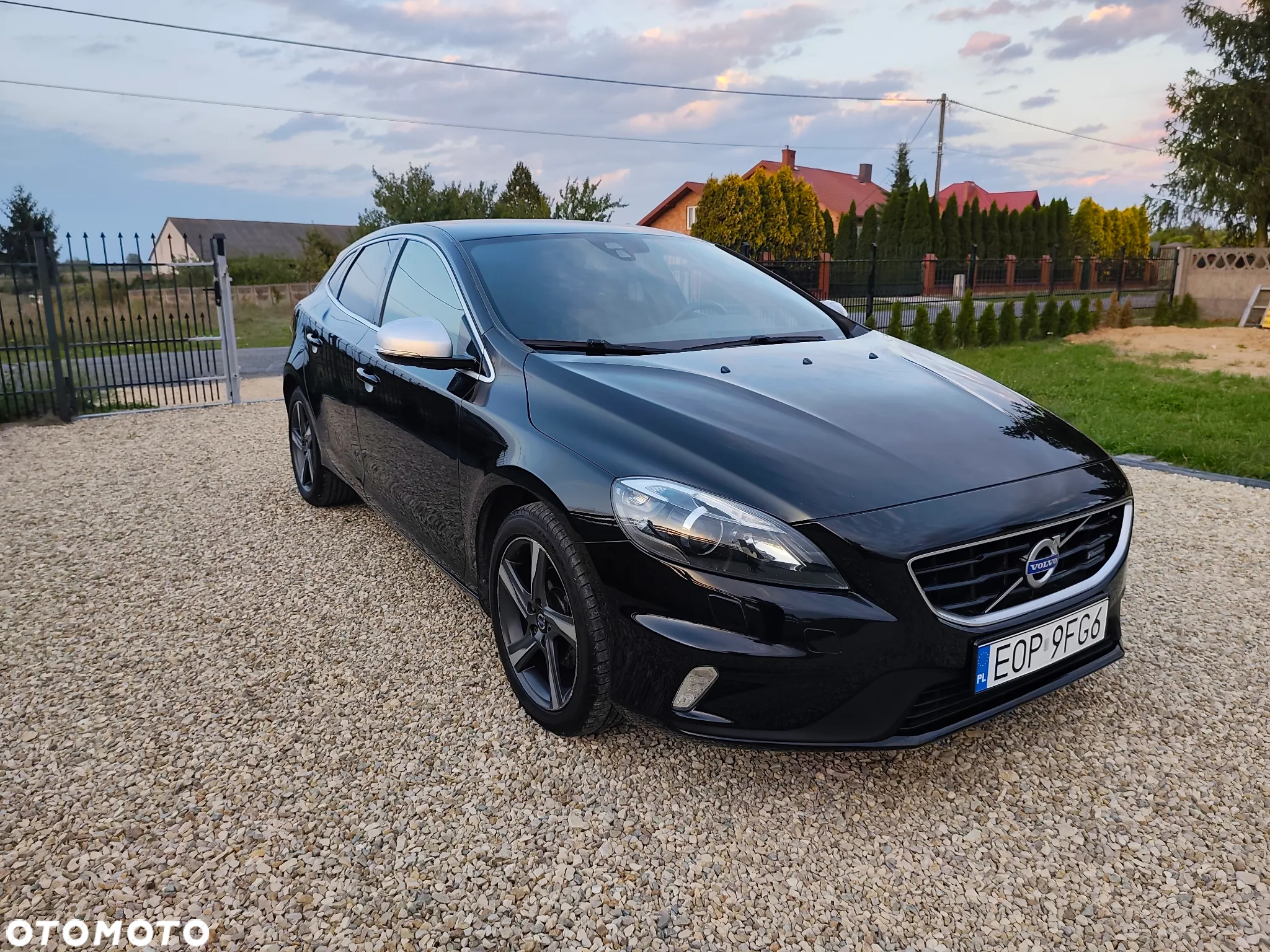 Volvo V40 D2 R-Design Summum - 11