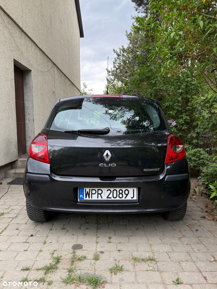 Renault Clio 1.5 dCi Expression - 2