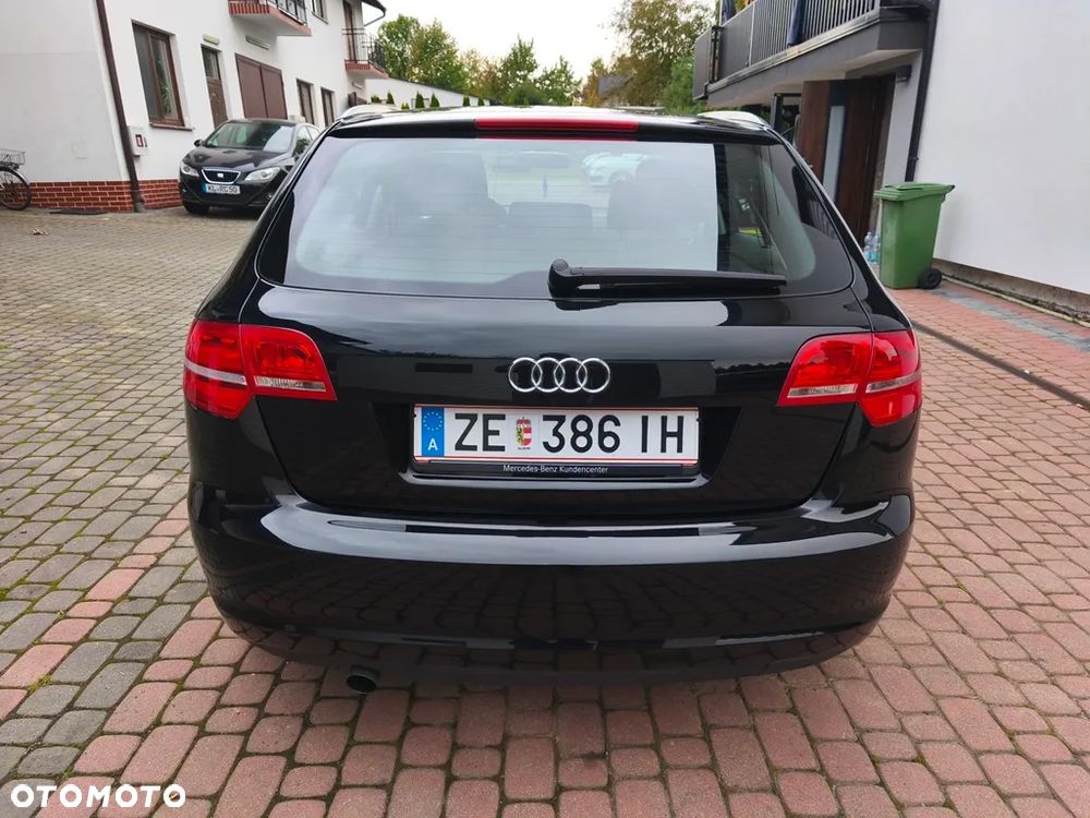 Audi A3 Sportback 1.6 Attraction - 12