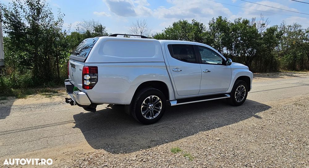 Mitsubishi L200 Double Cab 2.2 DI-D A/T Intense - 5