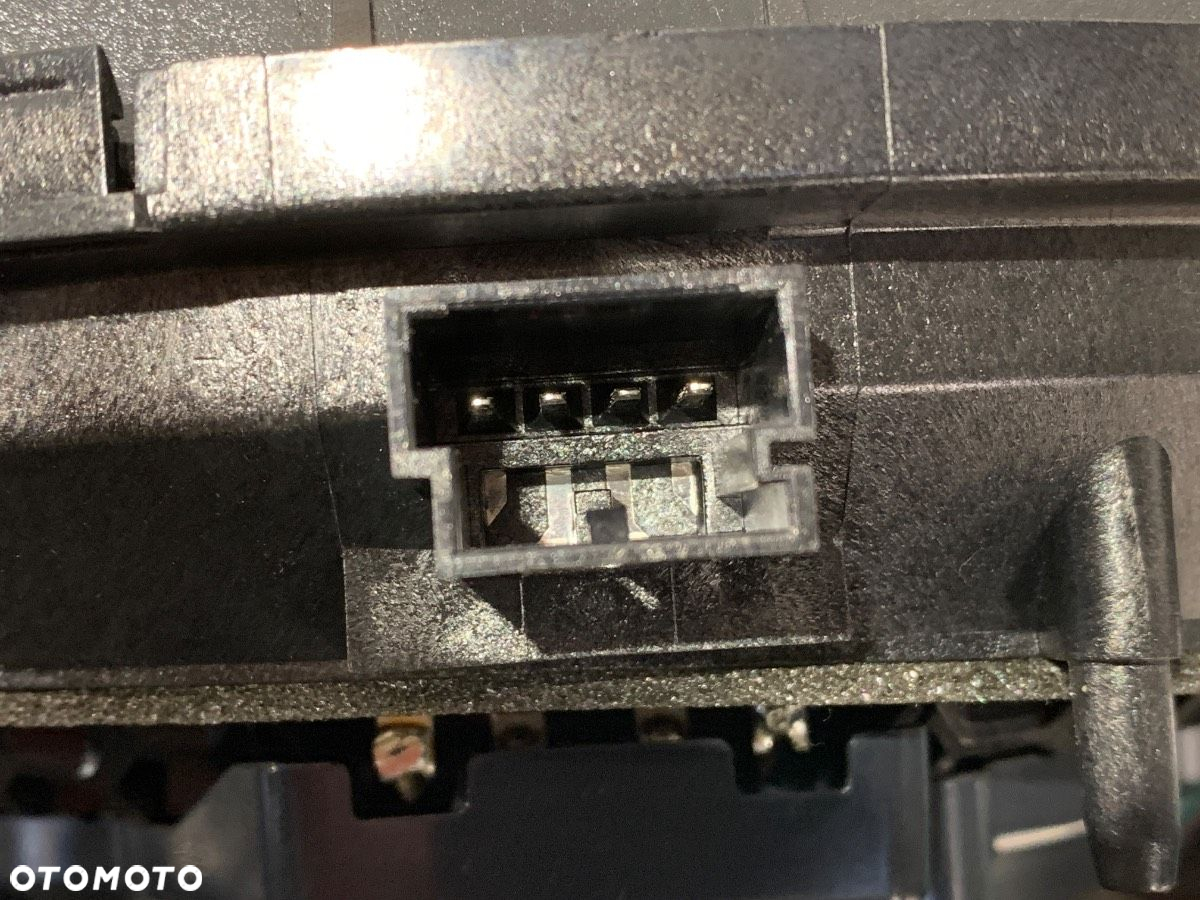 GŁOŚNIK NISKOTONOWY SUBWOOFER - 764.00 PLN - AUDI A3 (8V1, 8VK) 2012 - 2020 2.0 TFSI 140 kW [190 - 3