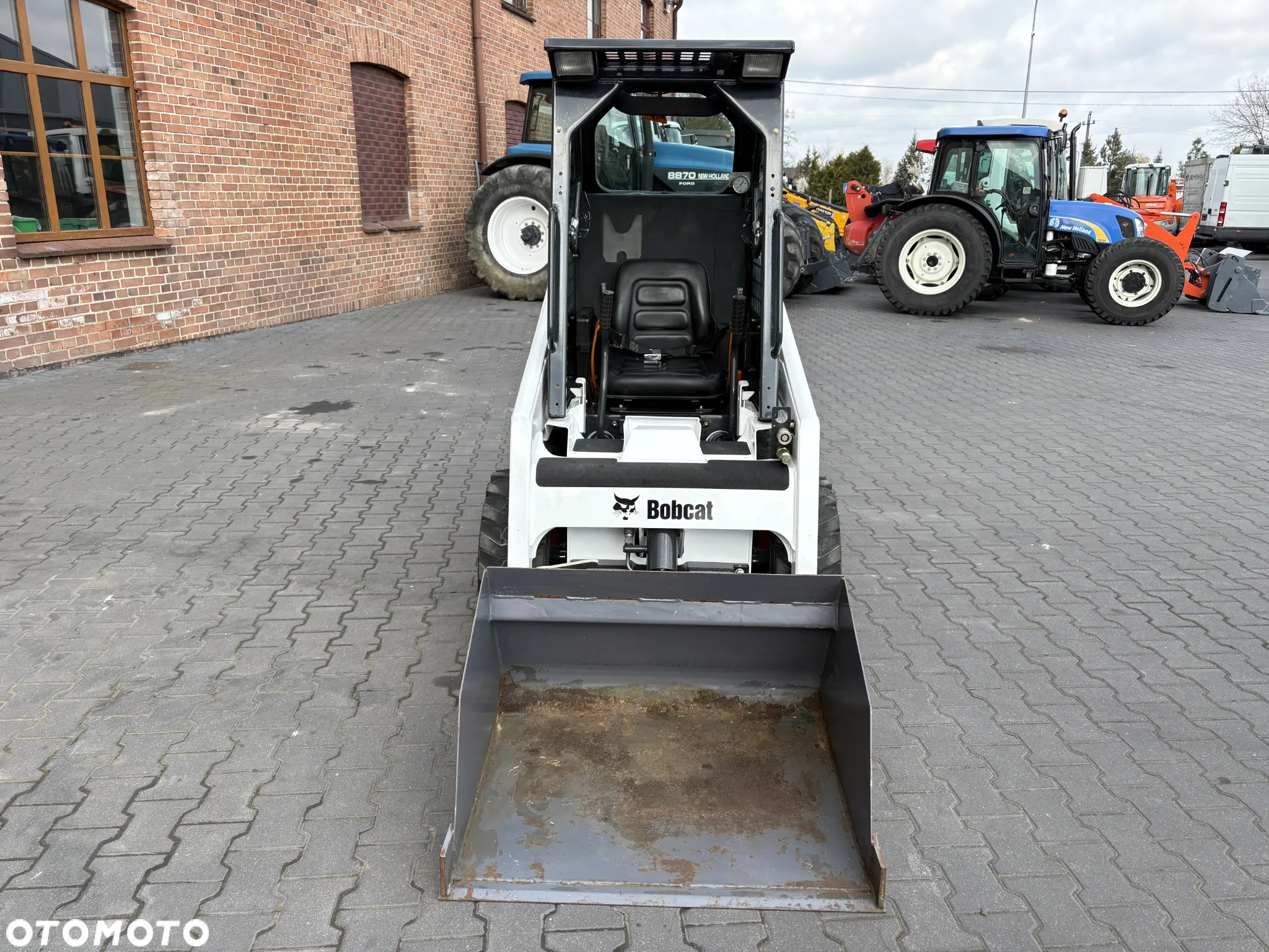 Bobcat S70 - 8