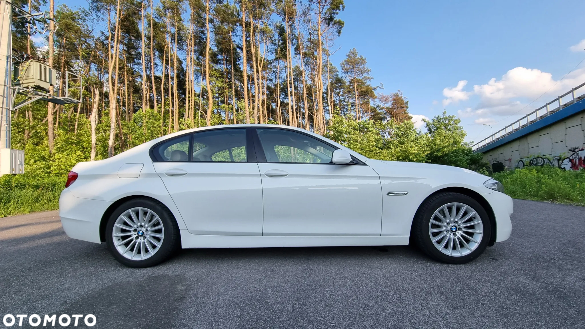 BMW Seria 5 528i xDrive - 3