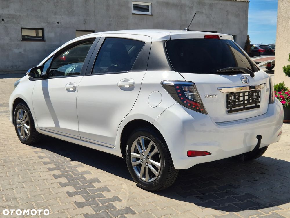 Toyota Yaris 1.33 VVT-i Style - 11