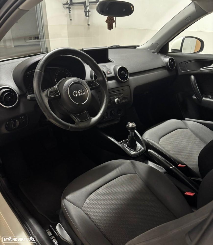 Audi A1 1.6 TDI Sport Edition S-Tronic - 11