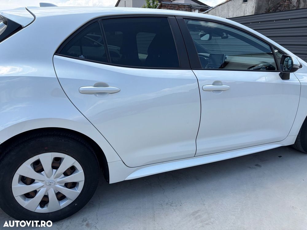 Toyota Corolla 1.8 HSD Dynamic - 13
