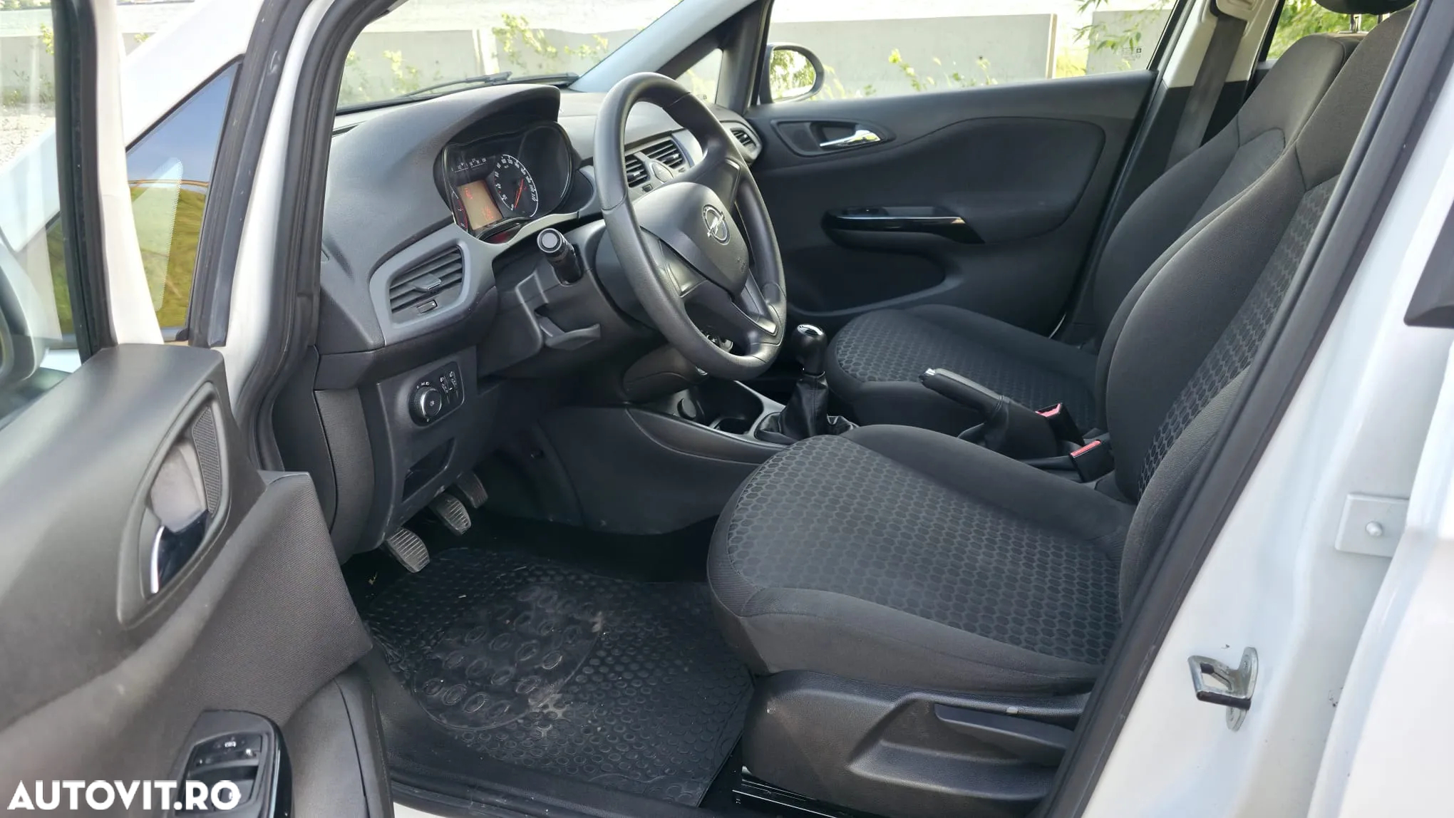 Opel Corsa 1.2 TWINPORT ECOTEC Enjoy - 8