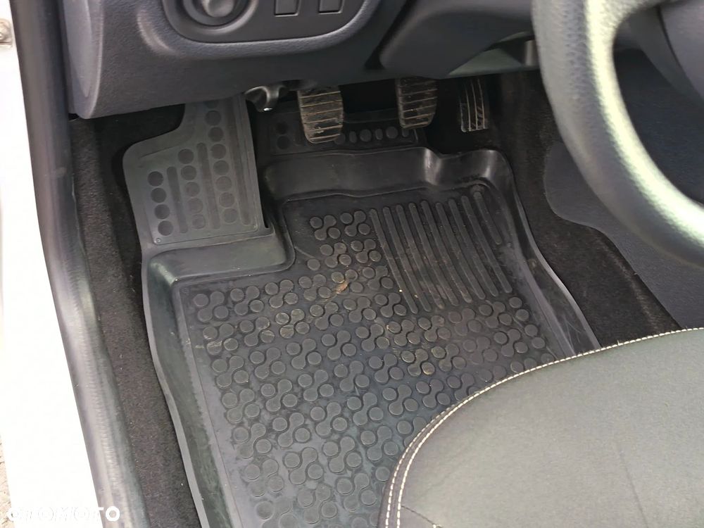 Dacia Logan - 17