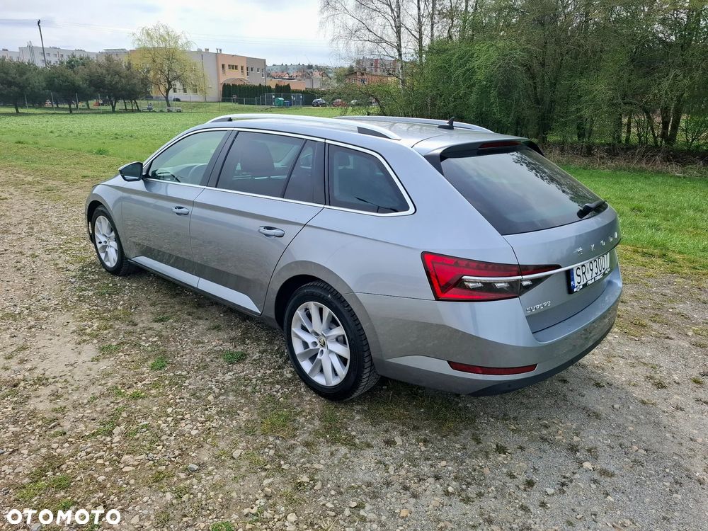 Skoda Superb 2.0 TDI Ambition DSG7 - 12
