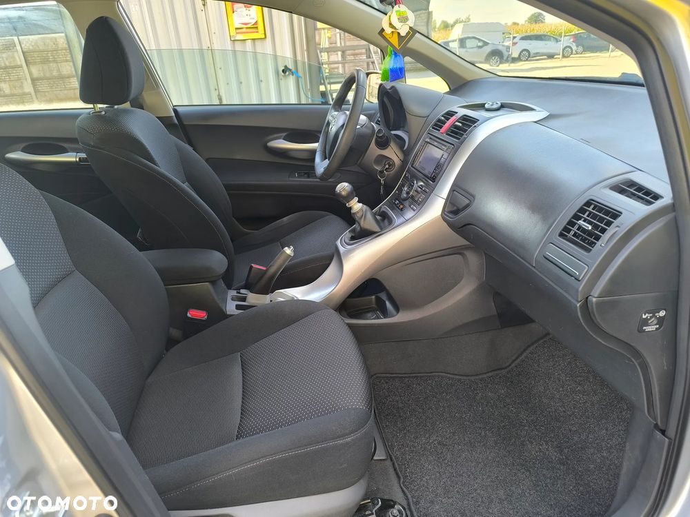 Toyota Auris 1.33 Dual-VVT-i Edition - 11