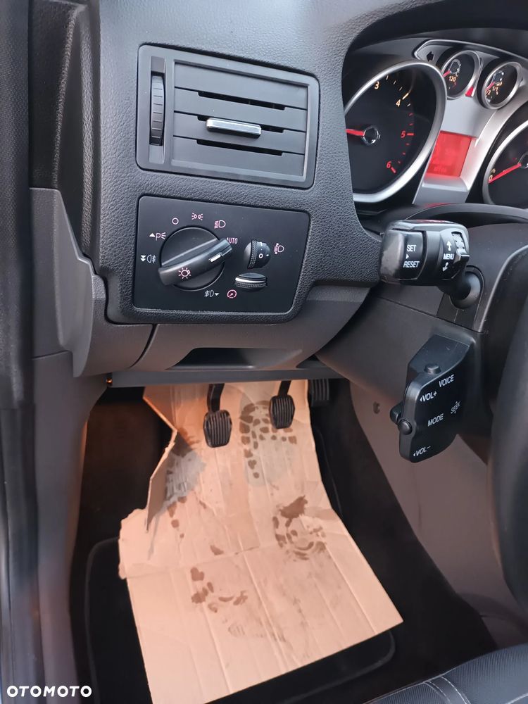 Ford Kuga 2.0 TDCi 4WD Titanium - 27