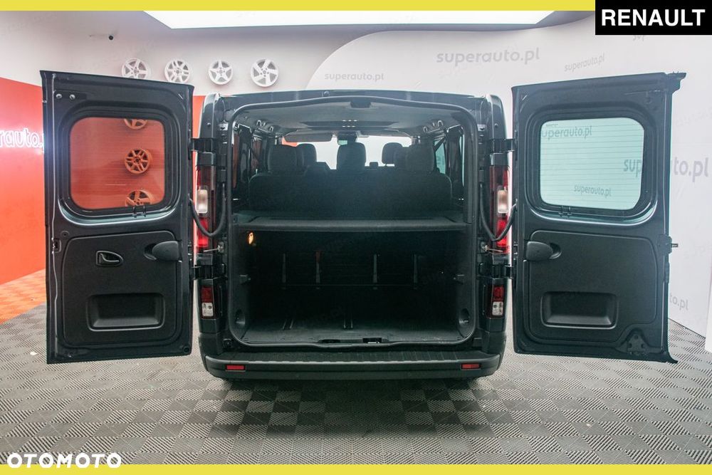 Renault Trafic - 12
