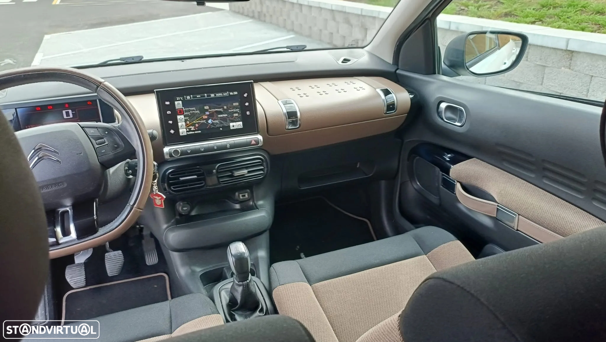 Citroën C4 Cactus 1.6 BlueHDi Shine Ed.Moonlight - 13