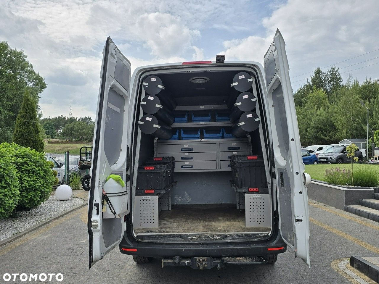 Mercedes-Benz Sprinter - 9