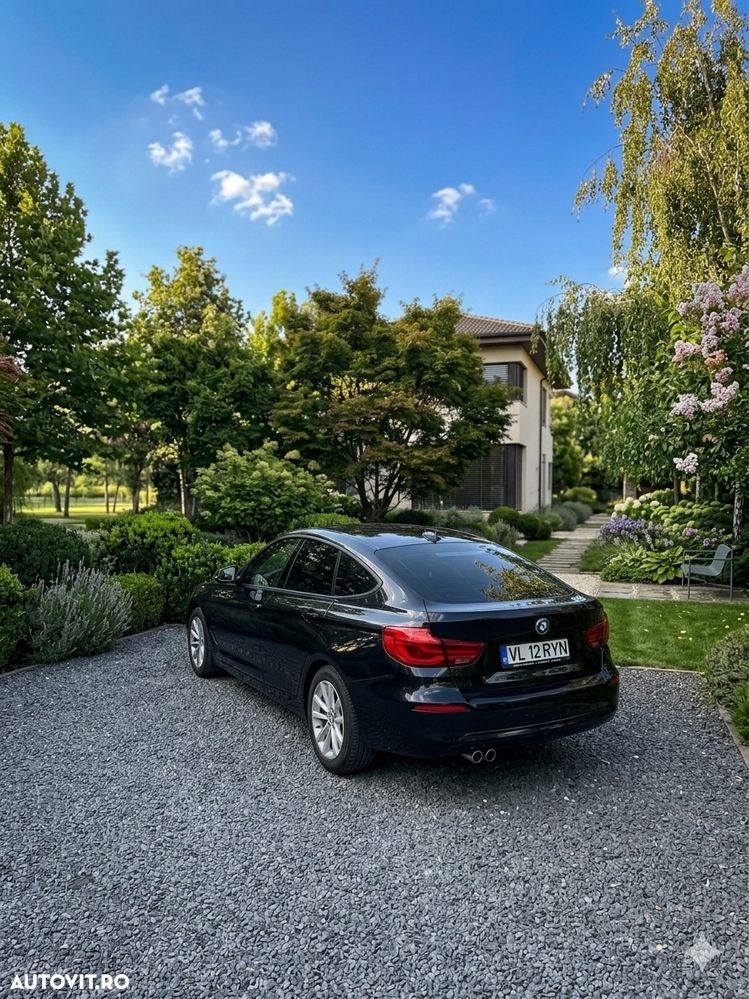 BMW Seria 3 325d AT Luxury Line - 2