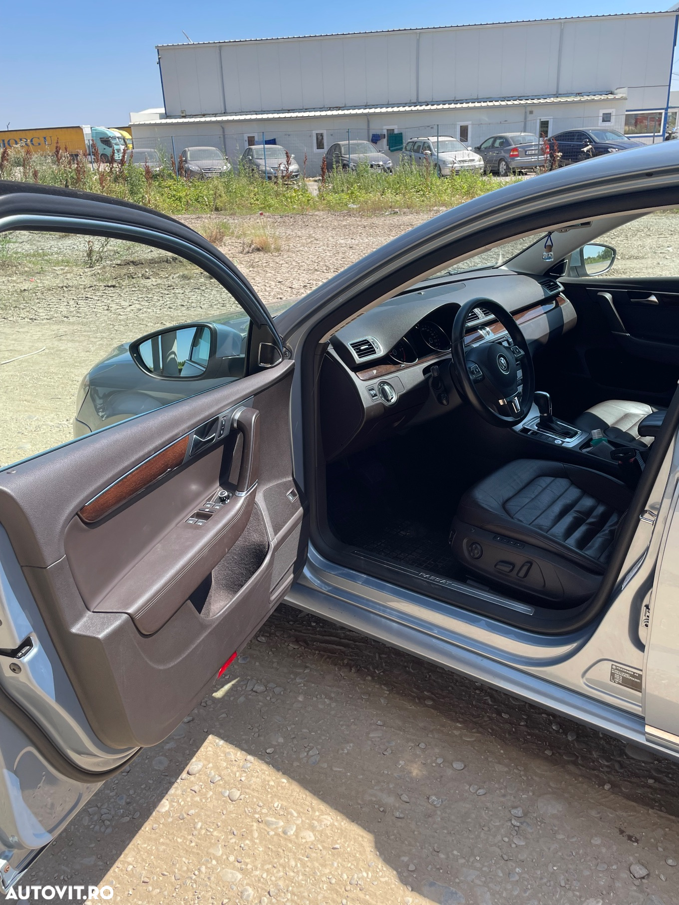 Volkswagen Passat 2.0TDI Highline DPF DSG - 9