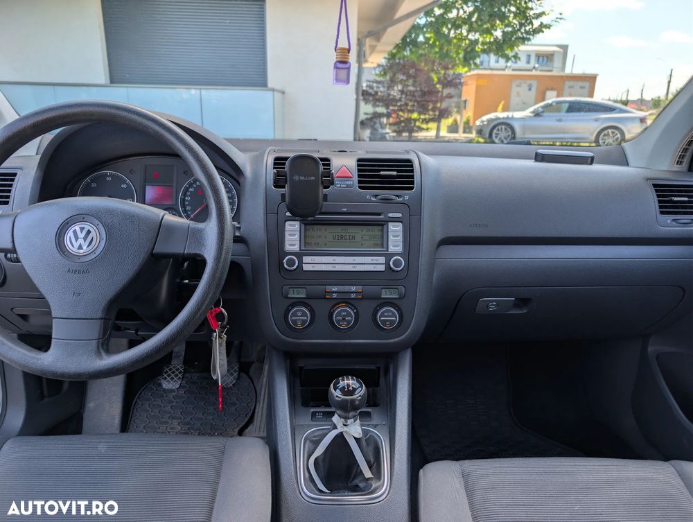 Volkswagen Golf 1.9 TDI Comfortline - 6