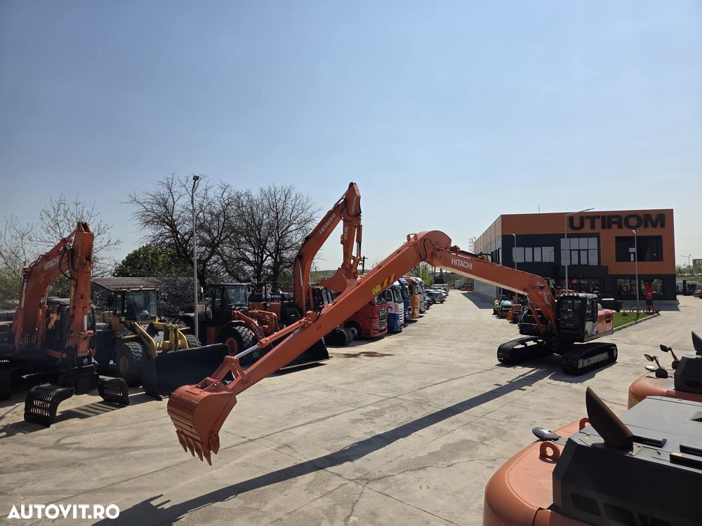 Hitachi SET BRATE LUNGI NOI 18m, cupa 0,9mc, 2019, 6.017h, gresare automata, latime 3,19m, 3 pompe hidr Hitachi, camera spate, camera laterala, consum mediu 13l/h, motor Isuzu 190CP, JAPONIA, doar 377h deplasare lant 80% ok, leasing 3 ani-PROMOTIE 131.900Eur - 35