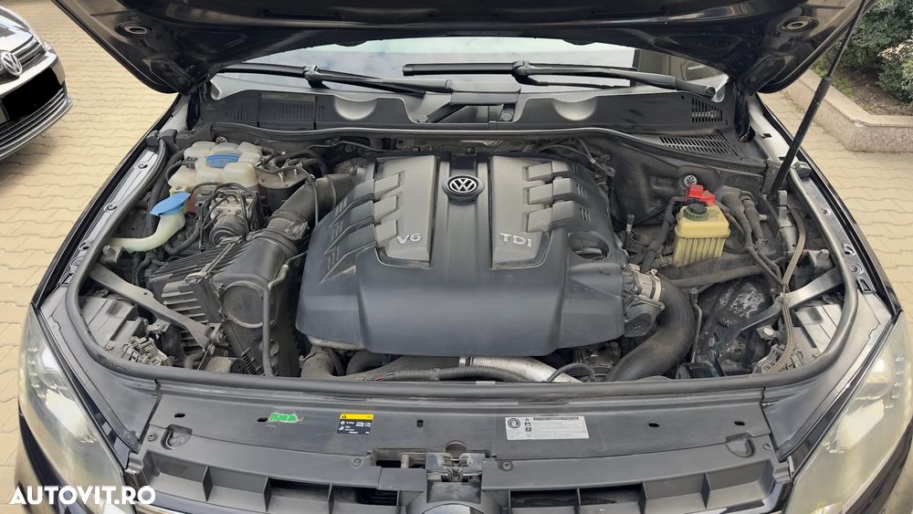 Volkswagen Touareg 3.0 V6 TDI BMT - 8