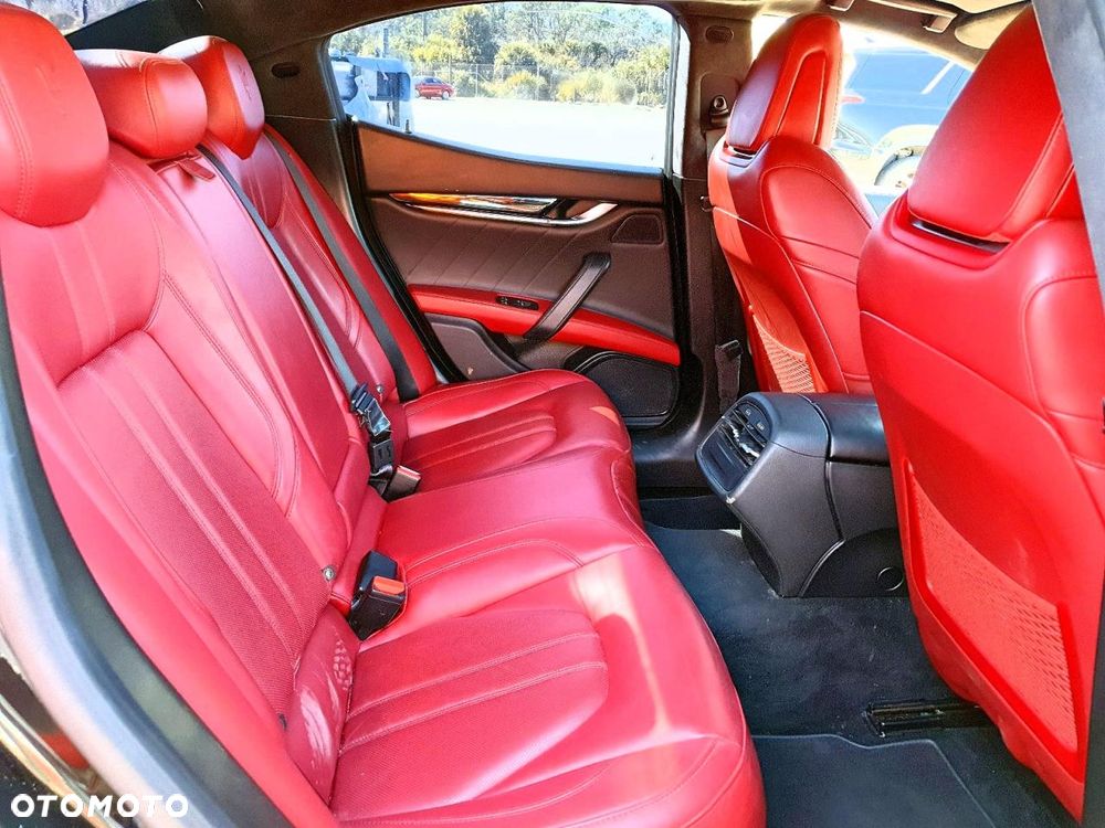 Maserati Ghibli S Modena - 12