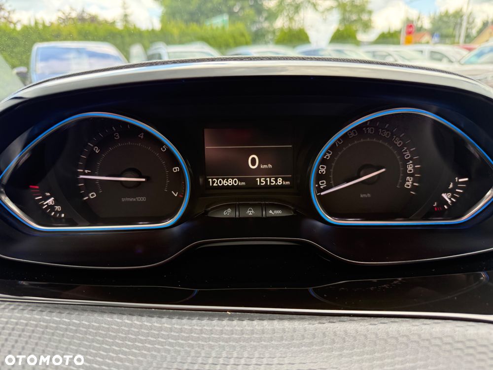 Peugeot 2008 PureTech 82 Style - 3