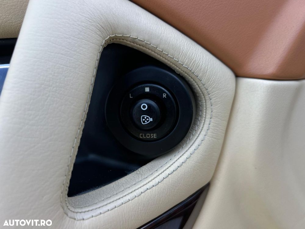 Maserati Quattroporte - 30