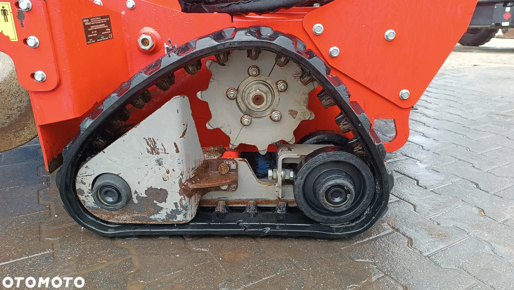 Ditch Witch C 24x - 12